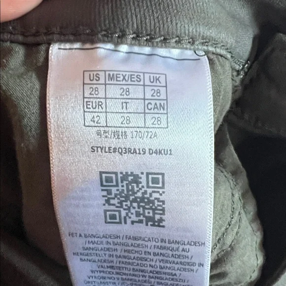 Guess Women's Olive Skinny Jeans - Picture 3 of 6